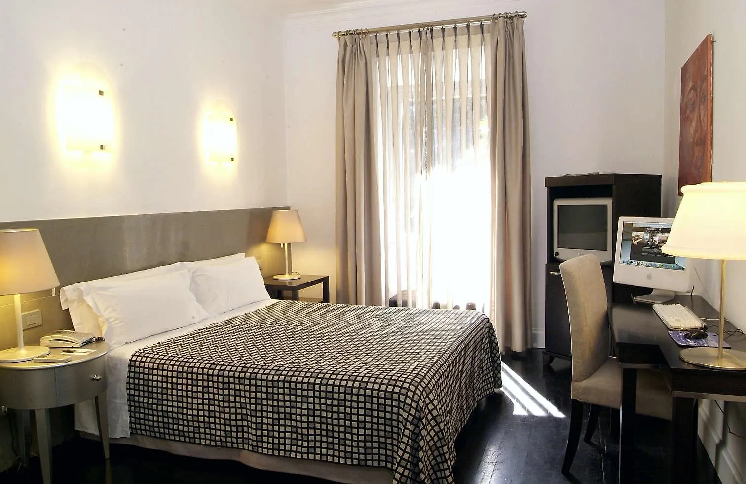 **** Gasthof Residenza A -Via Veneto Fashion Rooms -Self Check-In Rom Italien