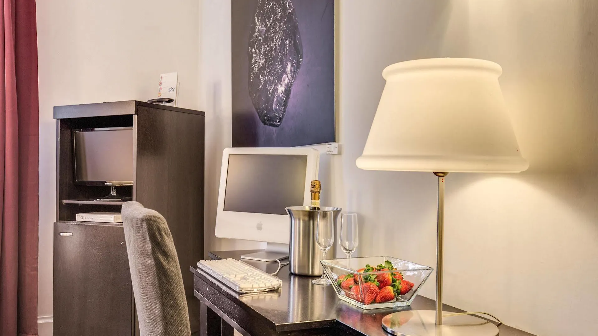 Residenza A -Via Veneto Fashion Rooms -Self Check-In Rom